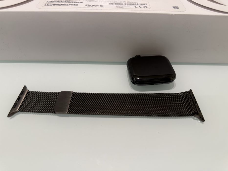 Apple watch 4 stainless steel