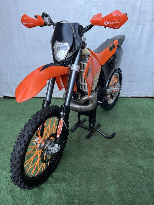 Ktm 200 exc . Vanzari si in rate! Enduro