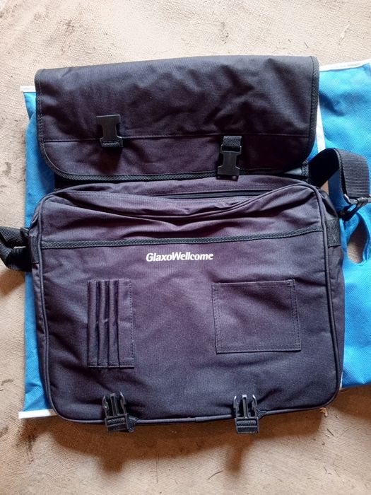 Продам сумку для ноутбука  и дома