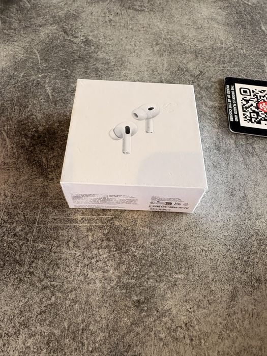 Apple Airpods 2 pro.