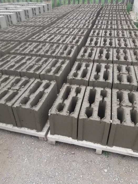 Продам пескоблок, шлакоблок