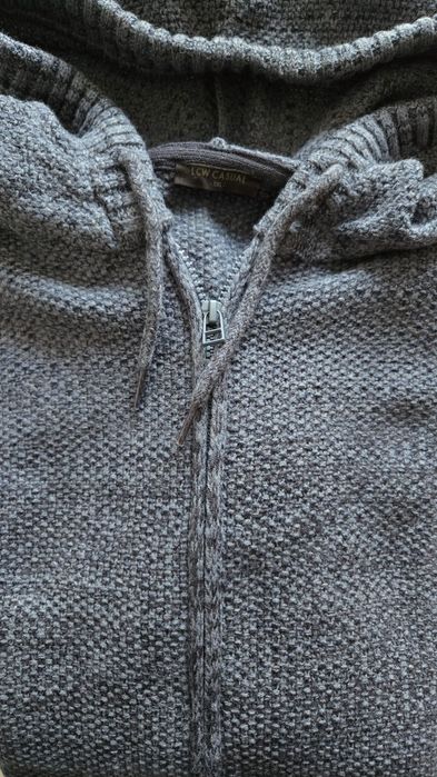 Продам худи с капюшоном