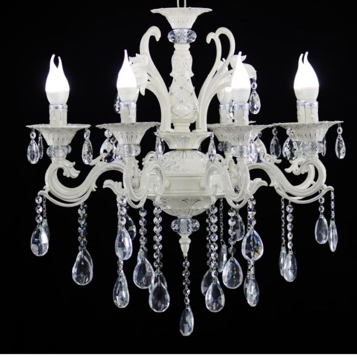 Продам люстру хрустальную.