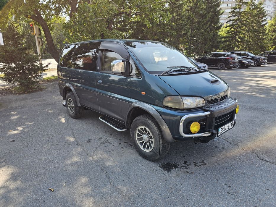 Mitsubishi Delica 2.8 D