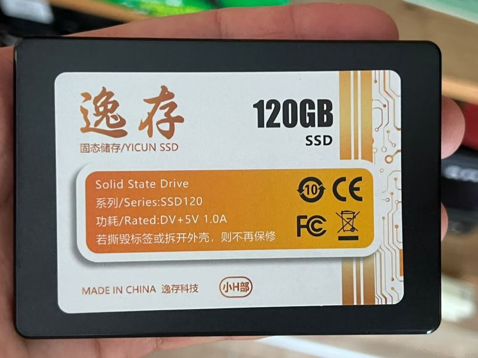 SSD накопитель Yicun 120GB (2.5 SATA III)