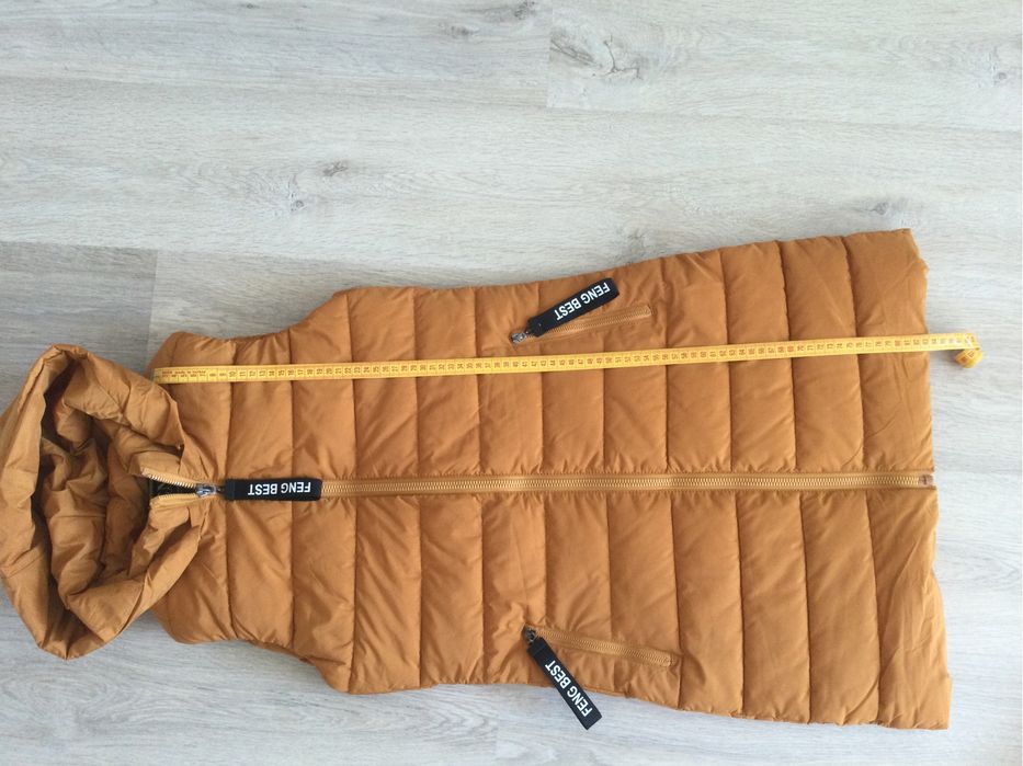 Vesta lunga, groasa, cu gluga, marimea S