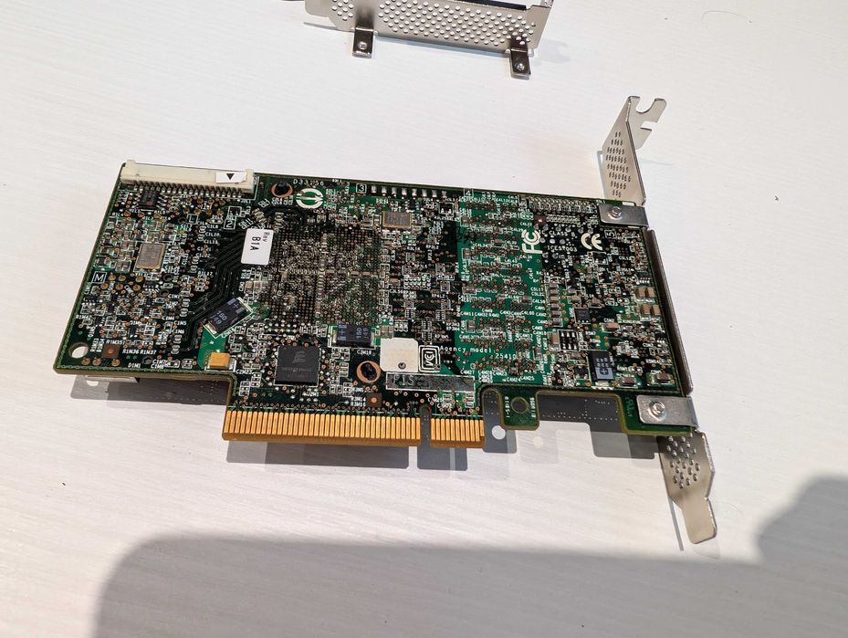 Controller LSI 9261-8i 8 porturi SAS/SATA NAS/Server
