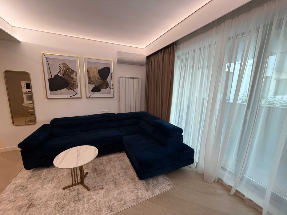 Apartament 2 camere de închiriat — Cortina North, prima închiriere