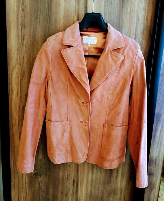 Дамски сака и якета от естествена кожа и дънково манто