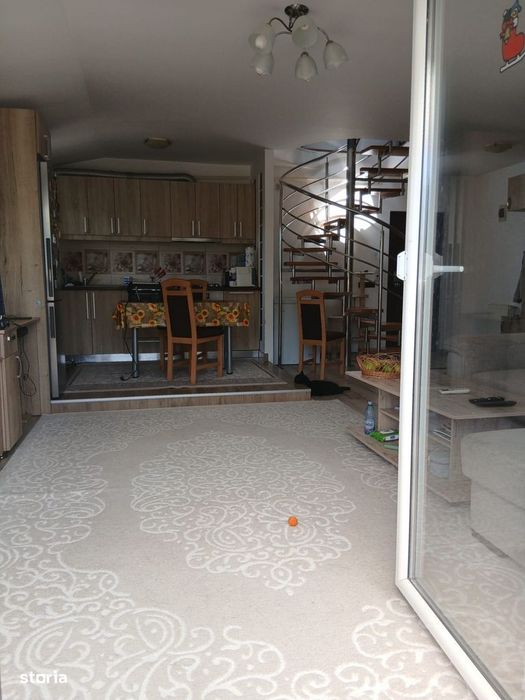 Apartament 3 camere \ 122 mp cu parcare inclusa in pret.