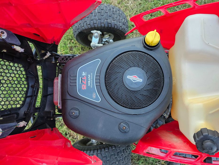 Тракторна Косачка Briggs&Stratton  17,5. Коня. ПЕРФЕКТНА