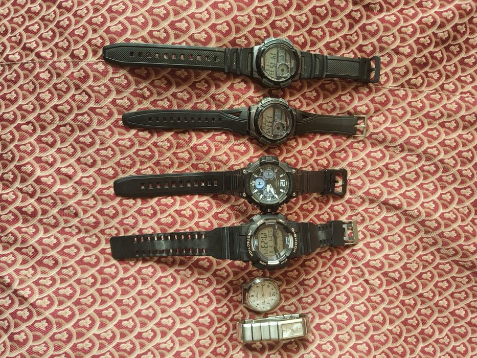 Часовници CASIO 30 лева