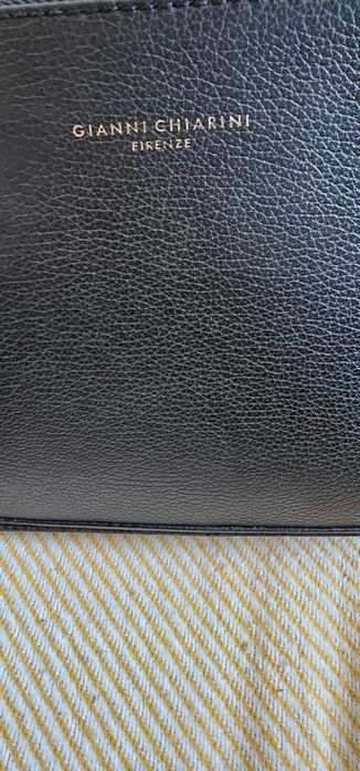 Чанта Gianni Chiarini с етикет