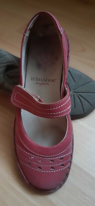 Pantofi piele rosii cu bareta