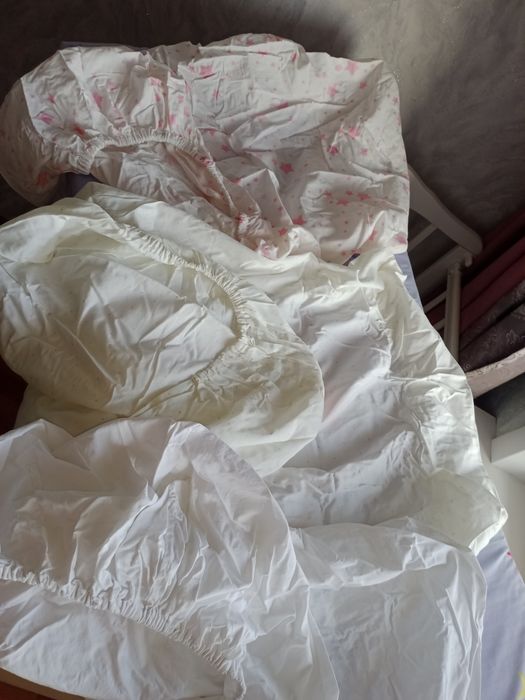 Детская кроватка с бортиками