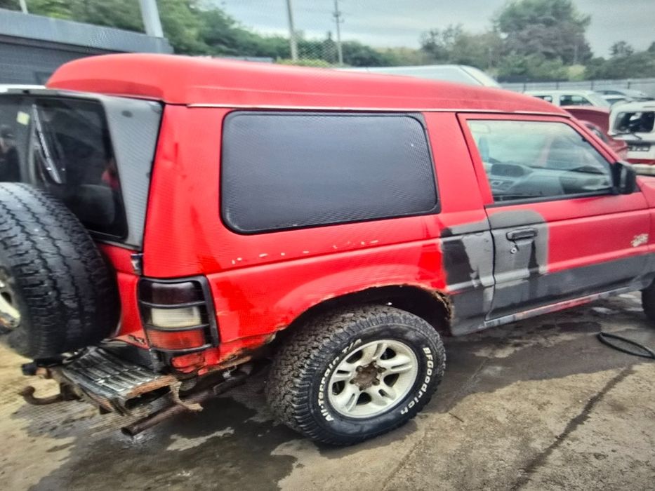 Haion Portbagaj Mitsubishi Pajero 1997 2 Usi Cu Defecte V3_W, V2_W, V4