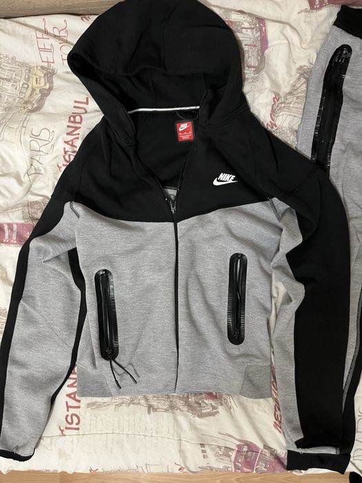 Екип Nike tech fleece