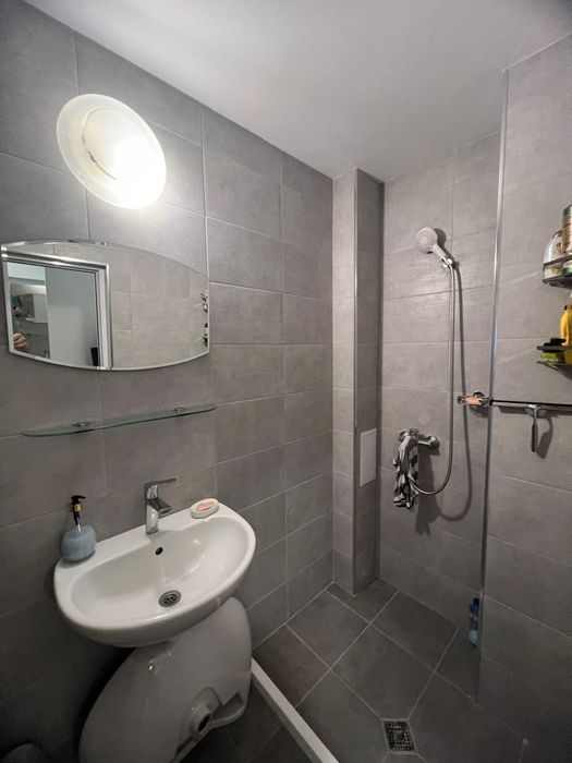 Продава се Тристаен апартамент в Асеновград - 73 кв.м за 1328 €/кв.м - Снимка #7