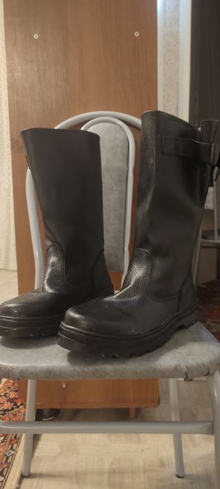 Продам срочно сабоги !