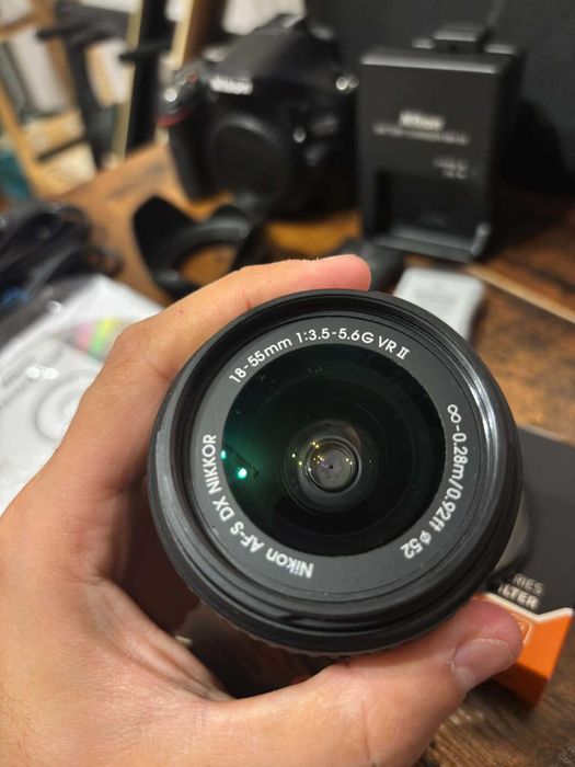 Nikon D5200 + Обектив + Аксесоари