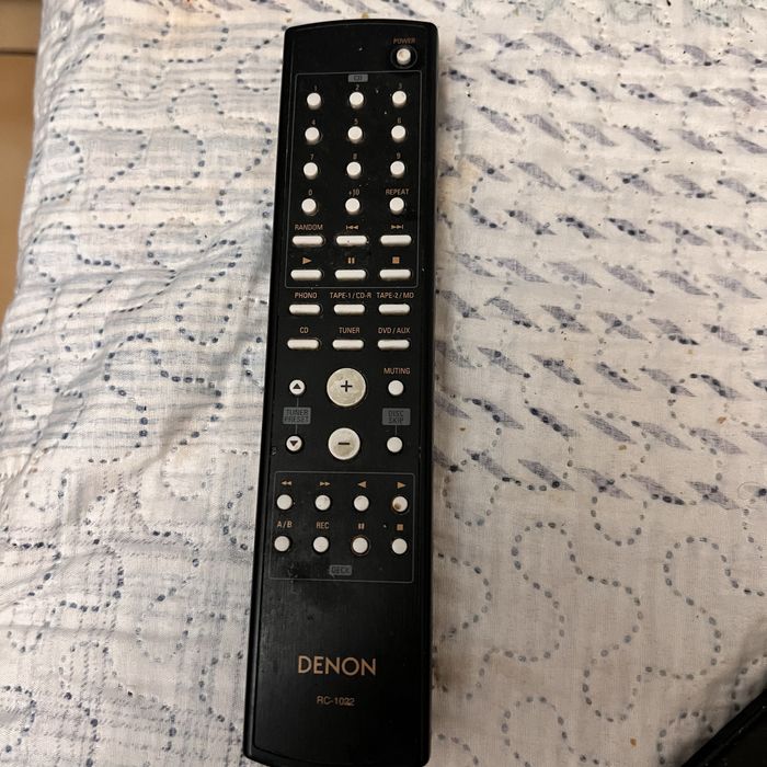 Висок клас японски усилвател Denon PMA-1500AE