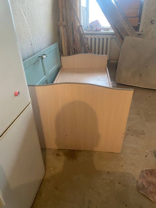 Продам кровать почти новая