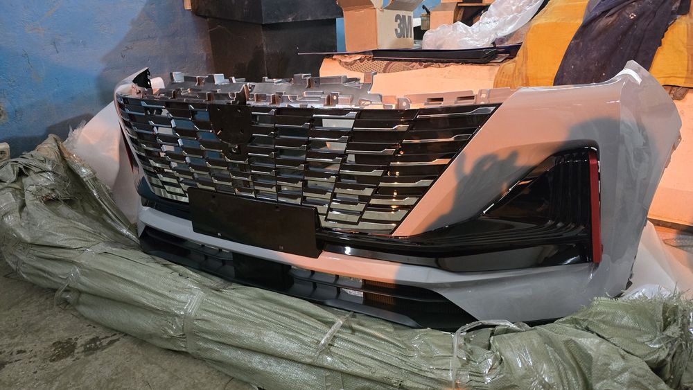Продам бампер чанган CS55Plus