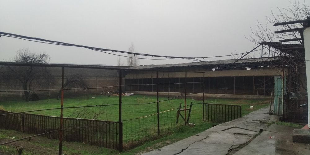 Srochna Yer sotiladi.