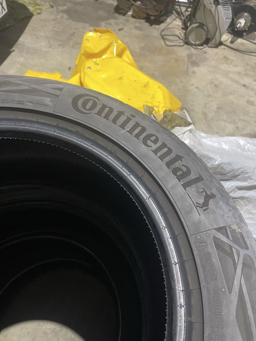 Continental 225/55R17 101Y XL