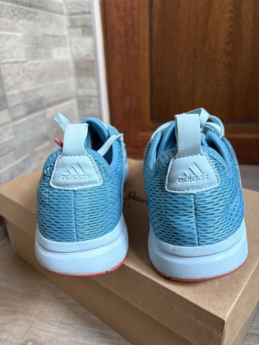 Дамски маратонки адидас