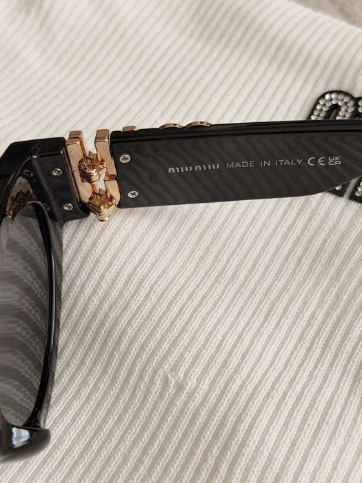 Ochelariu miu miu