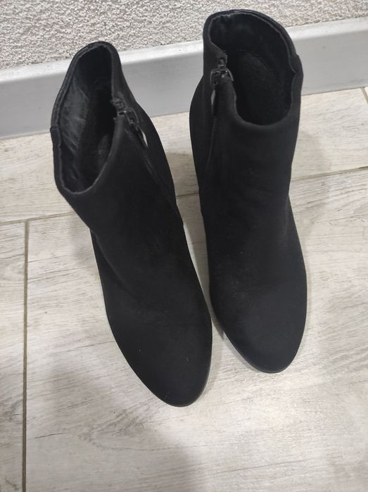 Дамски елегантни боти