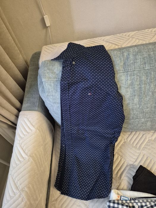 Толстовки, рубашки, джинсы