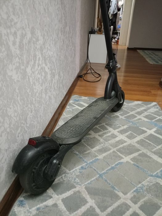 Продам электросамокат