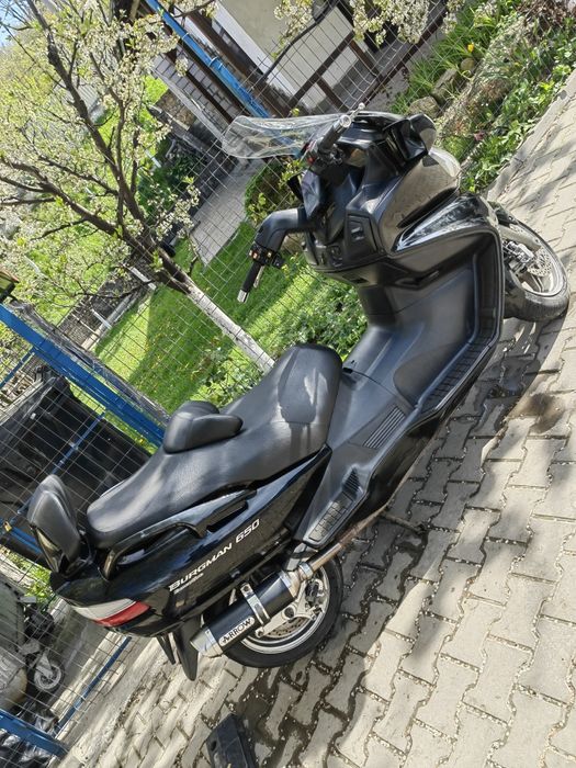 Suzuki burgman 650 Executive facelift 2010 injectie