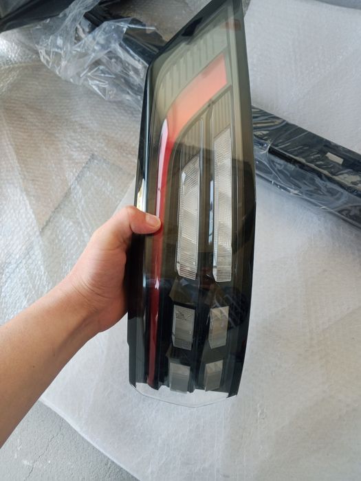 Orqa krilo o'ng fara va Chap Fara Dongfeng EP 008. Дунгфенг ЭП 008