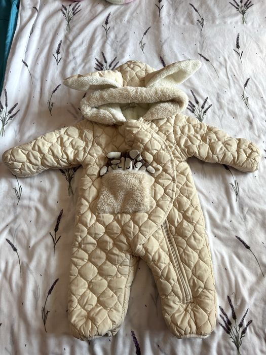 Бебешки якенца и космонавти размери 74-80-86