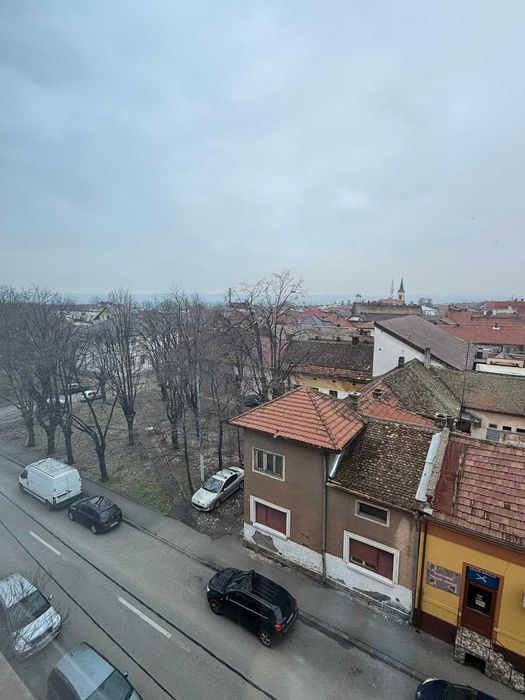 Apartament 3 camere - central - Drobeta Turnu Severin