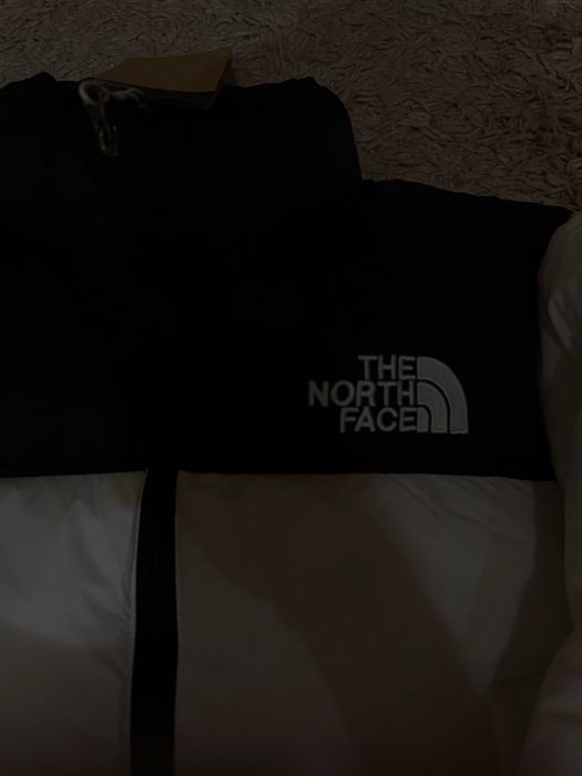 Geaca The North Face alba puffer