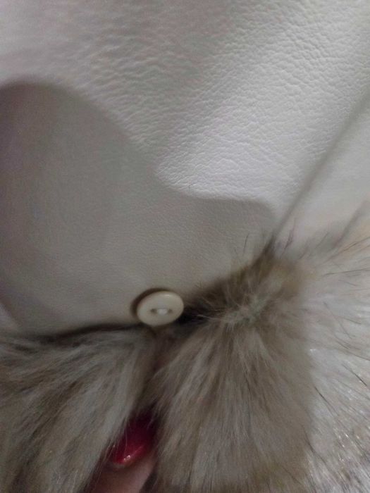 Дамско кожено яке с пух