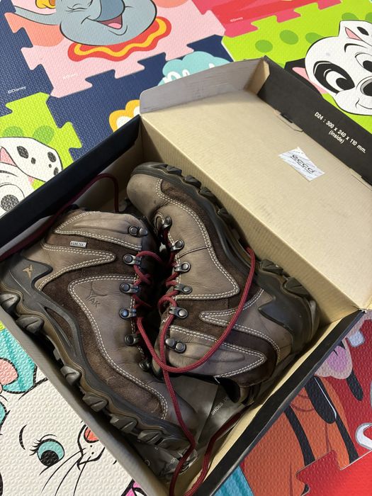 Bocanci de dama Ecco 38