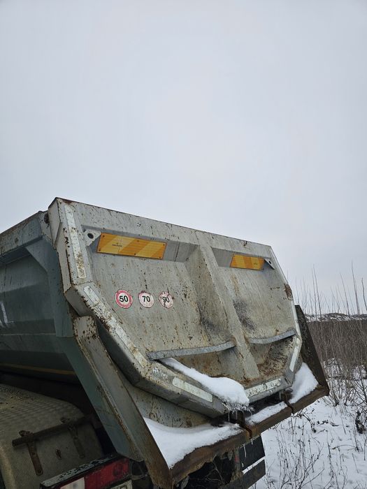 Volvo FE 320  pe trei axe