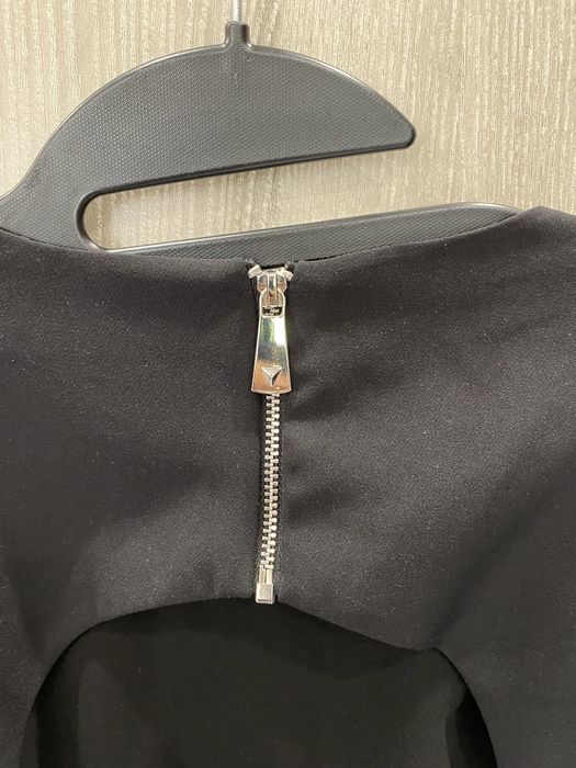 Рокля Guess размер М