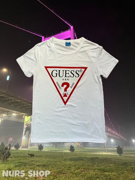 GUESS футболкааа