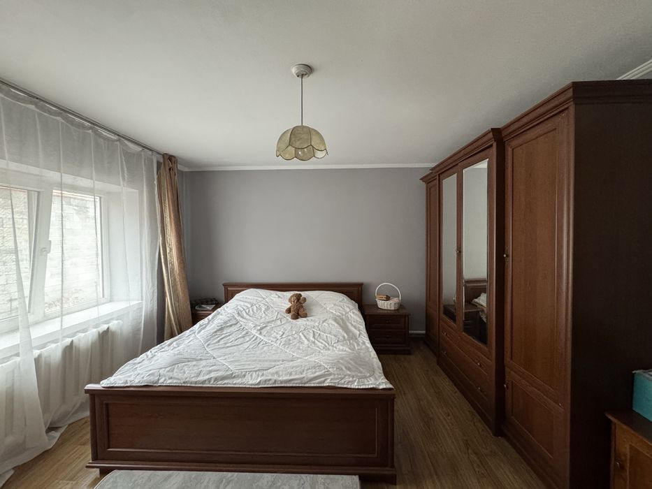 Продам спальный гарнитур