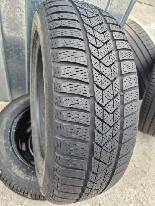 1 Anvelopa de IARNA - 205/60/17 93H - Pirelli Sottozero * OEM BMW - Stare BUNA - DOT 2015 !