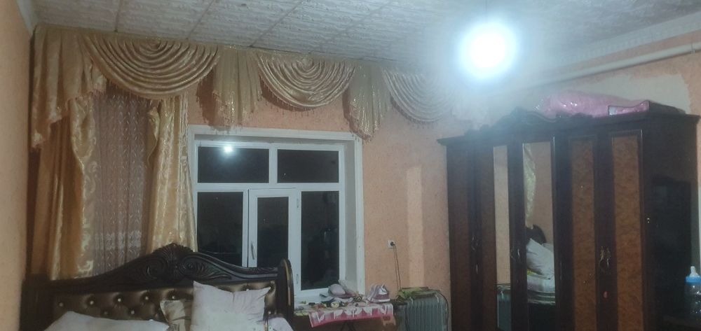 Кибрай тумани Джамбул махаласида 8 сотих уй сотилади