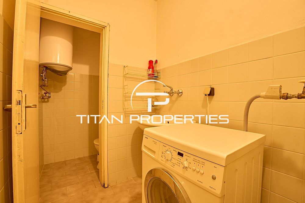 Продава се Тристаен апартамент в Пловдив, Център - 109 кв.м за 2153 €/кв.м - Снимка #10