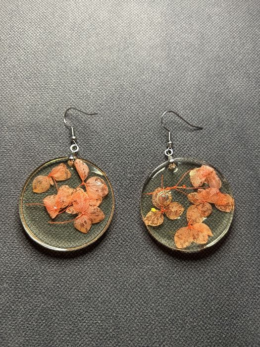 Обеци от епоксидна смола