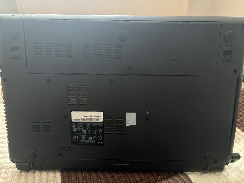 Ноутбук acer с зарядкой